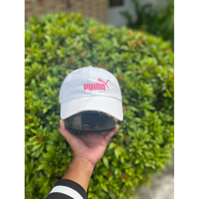 Topi Puma Essential Pink Logo Cap in white Original (Second)
