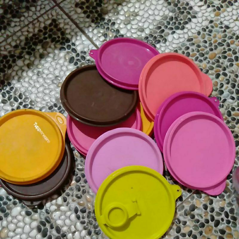 TUTUP kompek tupper ware sudah jelas di variasi