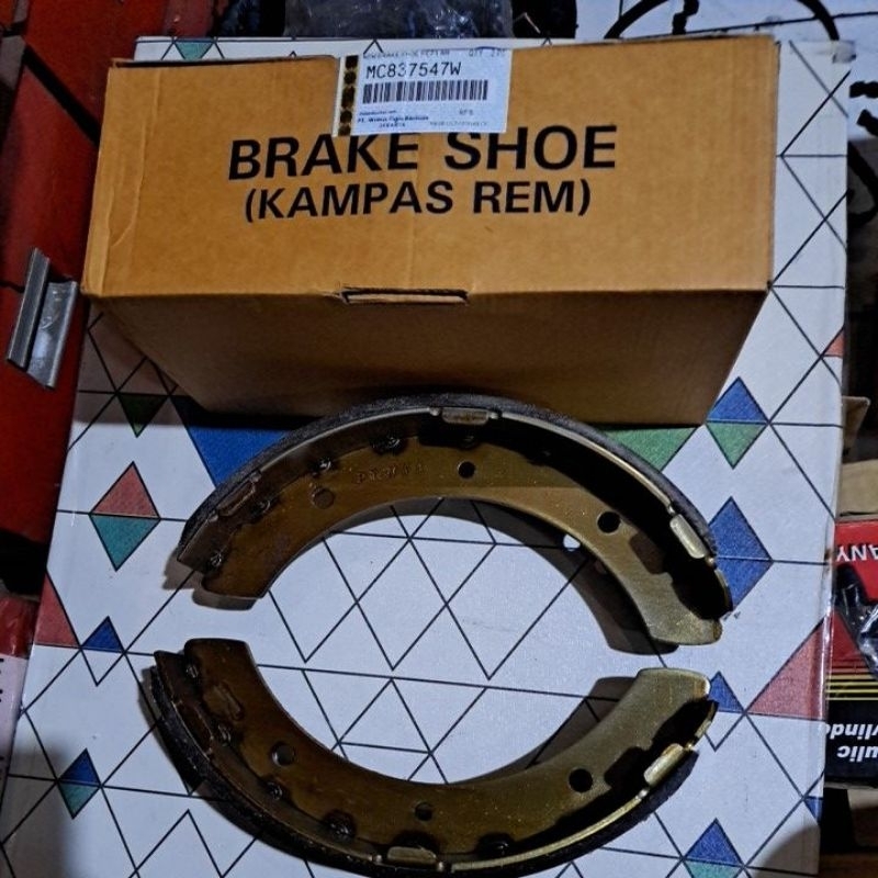 kampas rem Belakang Ps 100 engkel , Ps110 engkel canter