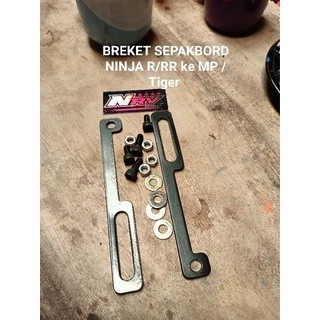 pangkon breket slebor depan ninja RR atau ninja RR ninja Victor PNP Sekok depan Mega pro /Tiger