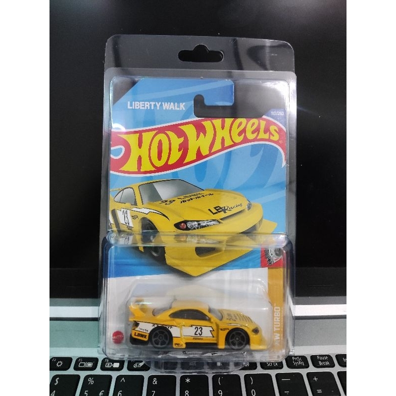hotwheels lbwk S15 kuning + protector