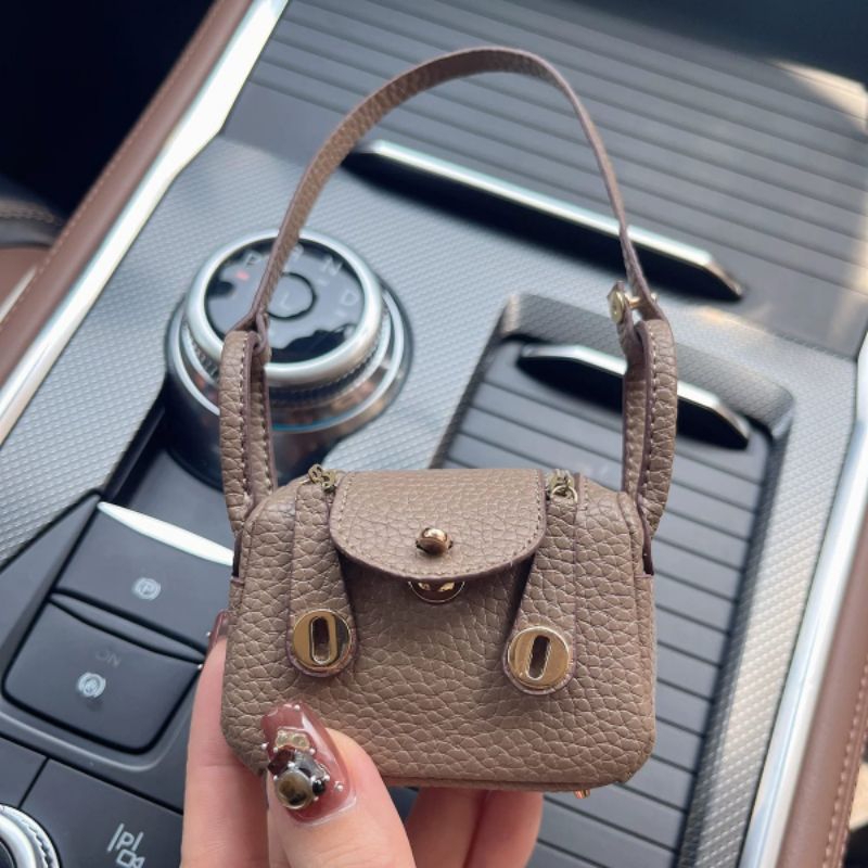 Bag Charm Aksesoris Gantungan Tas Lindi Airpods Portable Case