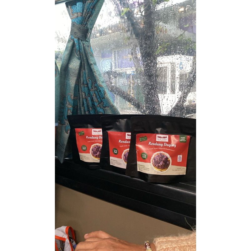 

Elok Lawin - Rendang Daging Sapi Paket Acara/kawinan