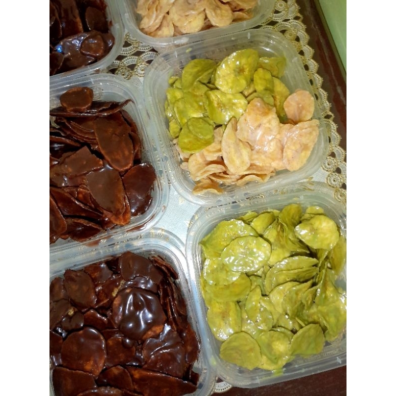 

KERIPIK PISANG LUMER 120 gr