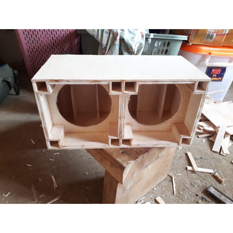 BOX SOUND MINIATUR MODEL PLANAR