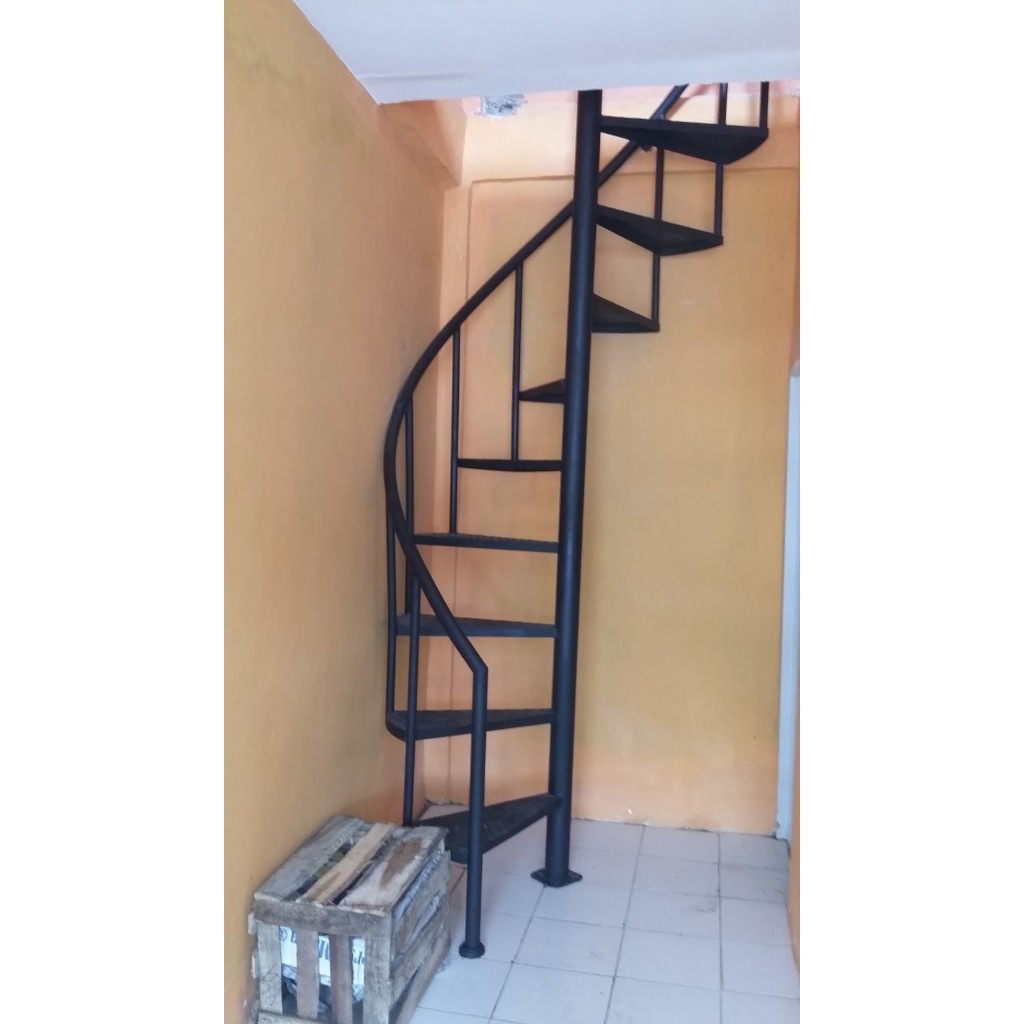 tangga putar milimalis, tangga modern, tangga besi