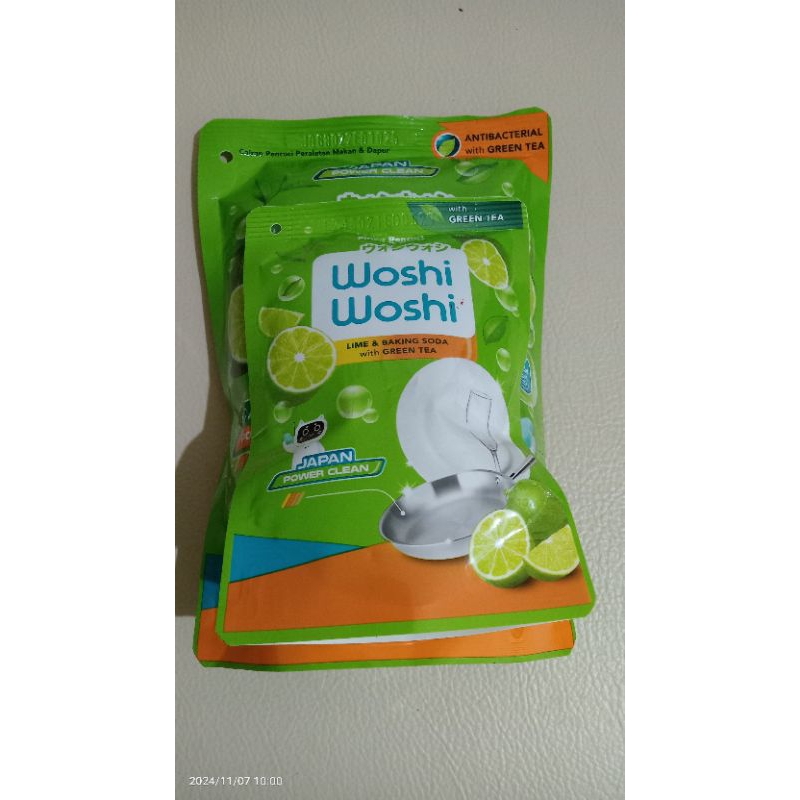 Sabun Cuci Piring Woshi Woshi 390 ml, gratis ekstra 75 ml