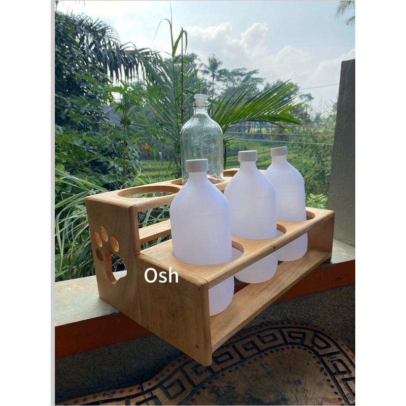 Rak Botol JAMU/BENSIN,2 Susun ,Diameter  Lubang 9.5 cm & 11cm bahan kayu Mahoni