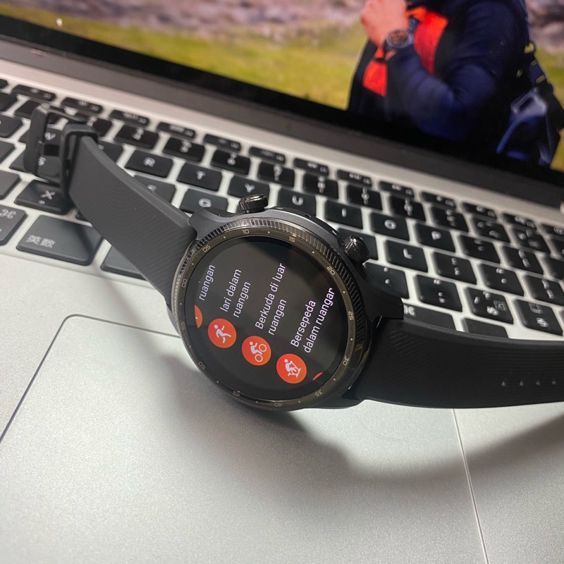 Ticwatch pro 3 Ultra GPS Duan Screen Second like new