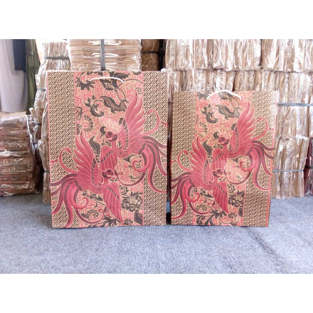 

Tas Kertas /Paper Bag Motif Batik Burung Isi 12 Pcs