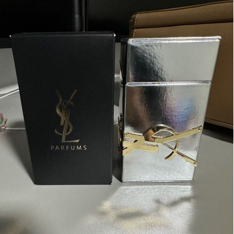 

YSL LIBRE BAG / BOX (MERCHANDISE)