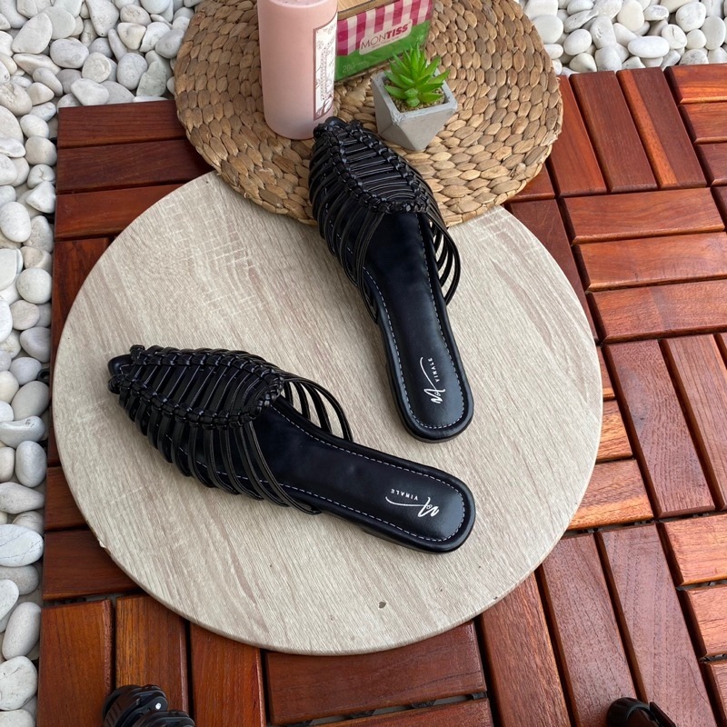 Lestyne Mules - Sandal Wanita - Flat Sandal - Mules