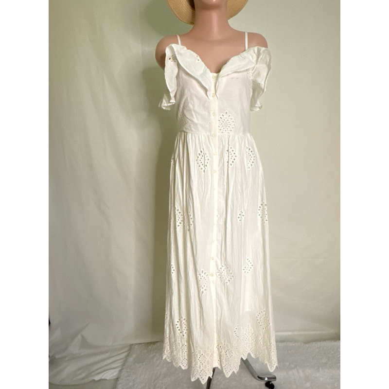 White Renda Dress Pantai santai