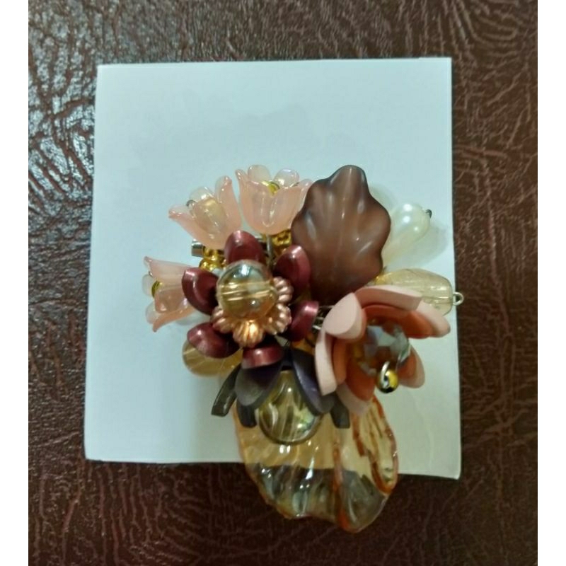 Bros Bunga Akrilik