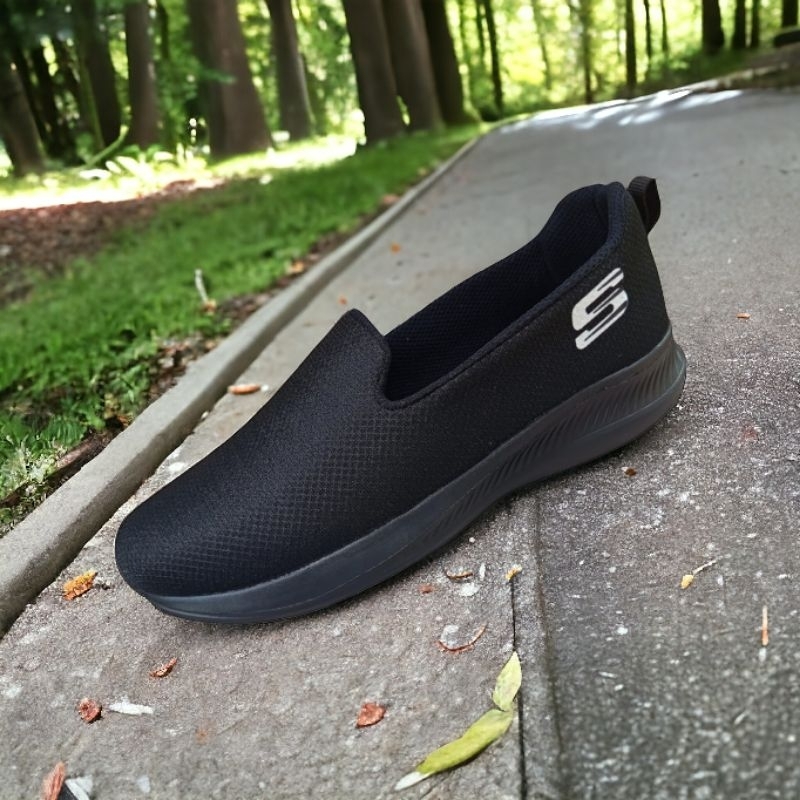 Sepatu Pria Ringan Hitam Slip On Pria Sepatu Senior Sepatu Kasual Sepatu  Kets