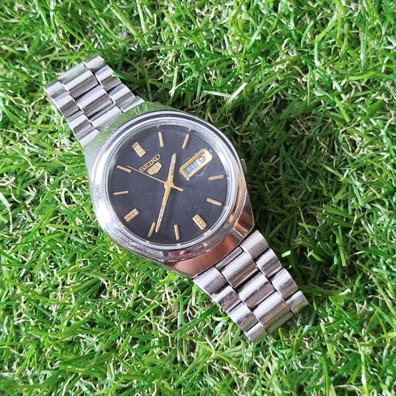 Jam tangan pria vintage SEIKO 5 AUTOMATIC 7009-8600