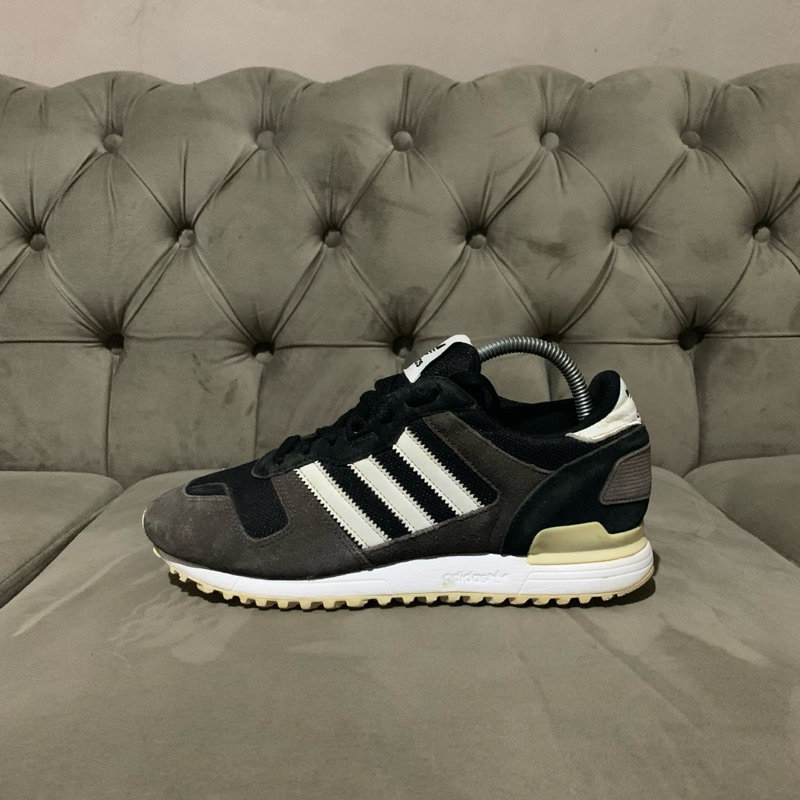 Adidas ZX 700 Second original