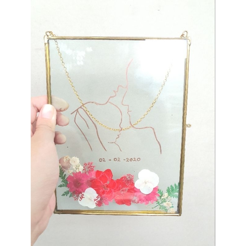 Baby gift custom (tanggal lahir) pressed flower frame