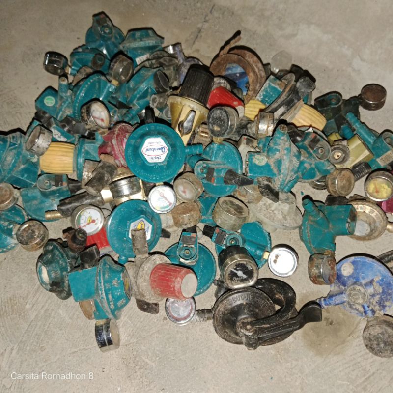 Regulator kompor gas bahan servisan