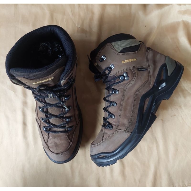 Hiking Lowa Renegade sepatu Hiking