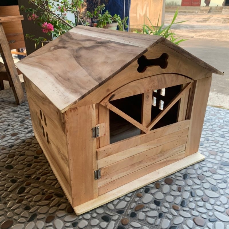 ￼Kandang Besar Kucing dan Anjing Ukir Tulang