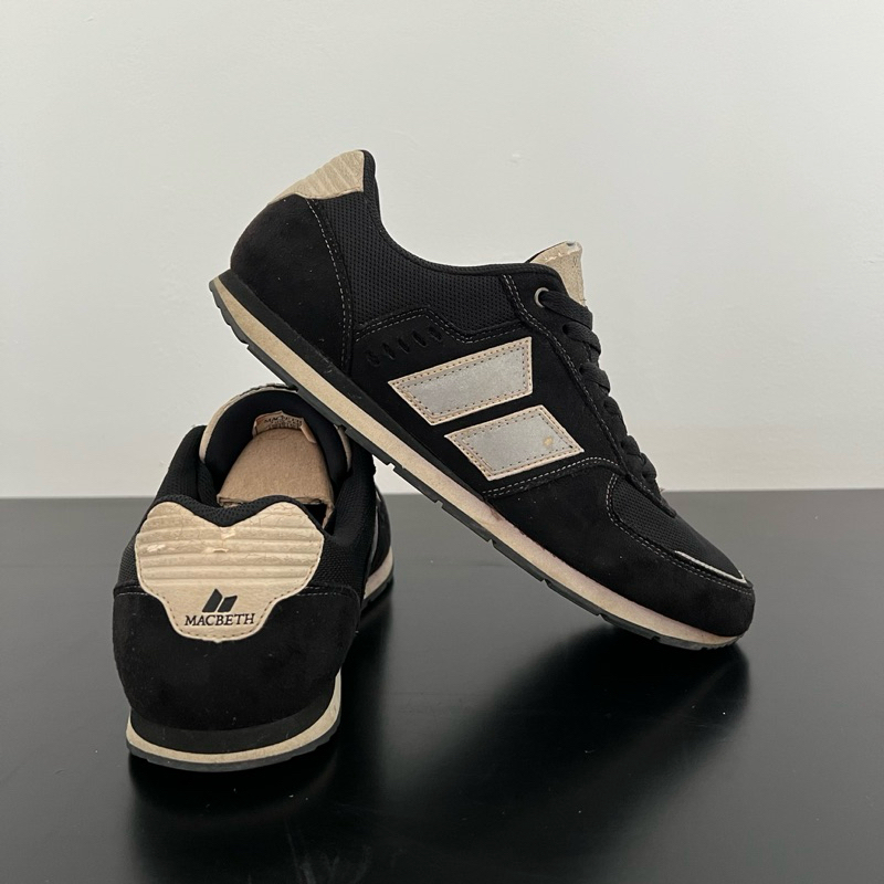 Macbeth Fischer Black/ Cement (Era Tom)