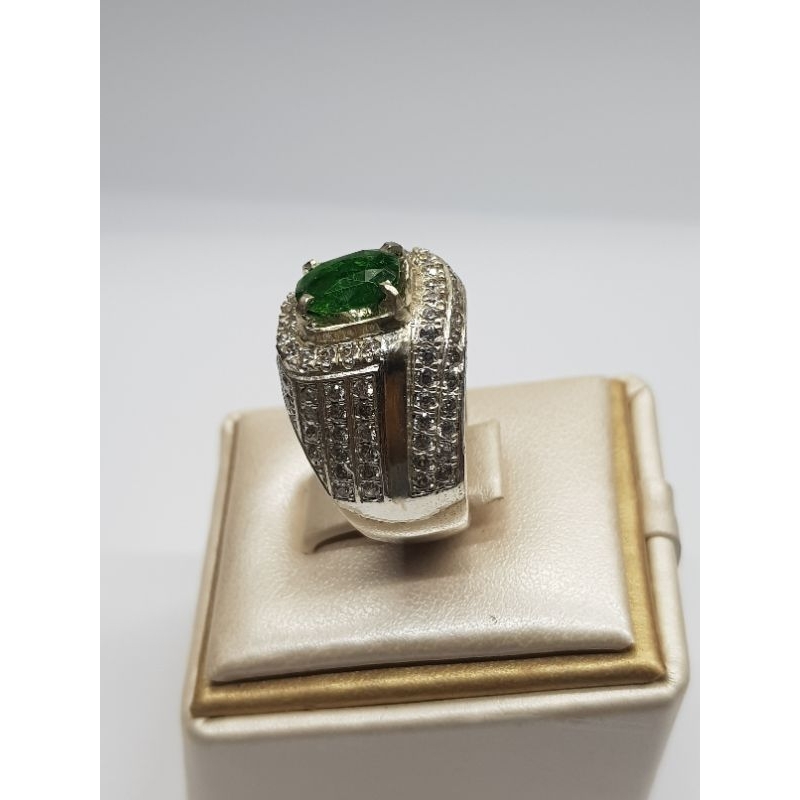 natural tsavorite garnet