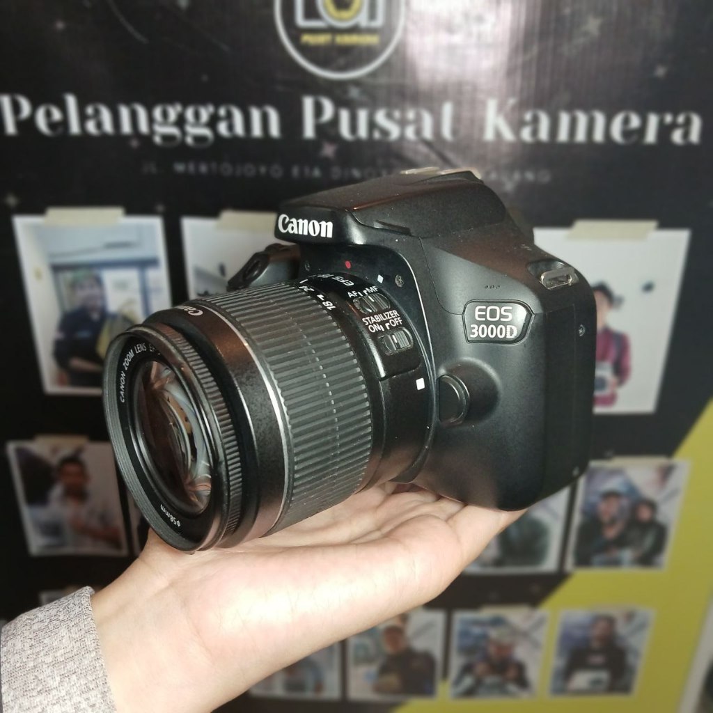 Canon EOS 3000D + lensa kit Second (Kamera DSLR)