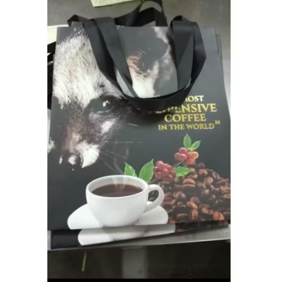 

Goodie Bag Paper Bag untuk Kopi Luwak PaperBag