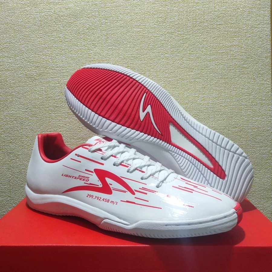 Specs Sepatu Futsal Lightspeed Reborn In White Emperor Red SPE1020194 - White Red, 39-43