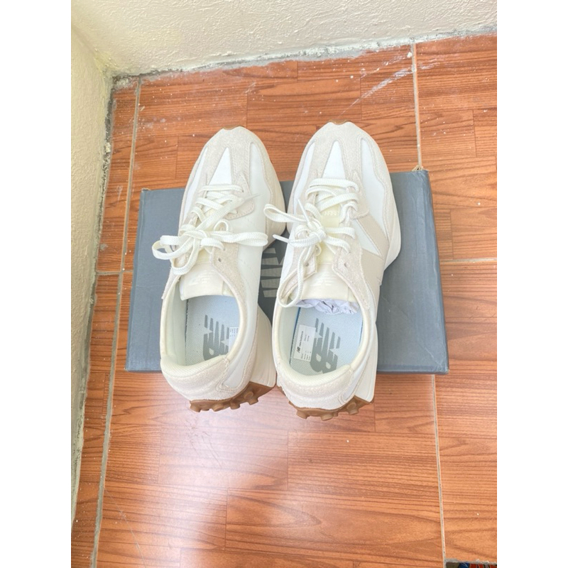 preloved sepatu NB moonbeem Timberwolf ori