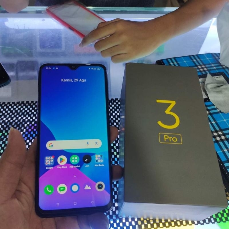 Realme 3 Pro 6/128gb Lengkap Original
