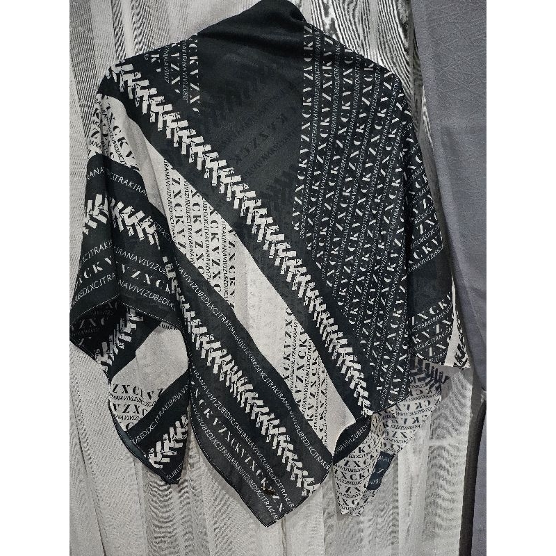 Preloved Scarf/Jilbab Vivizubedi x Citra Kirana