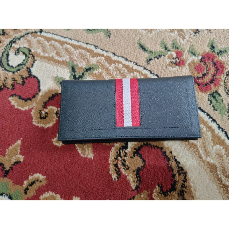 dompet panjang bally