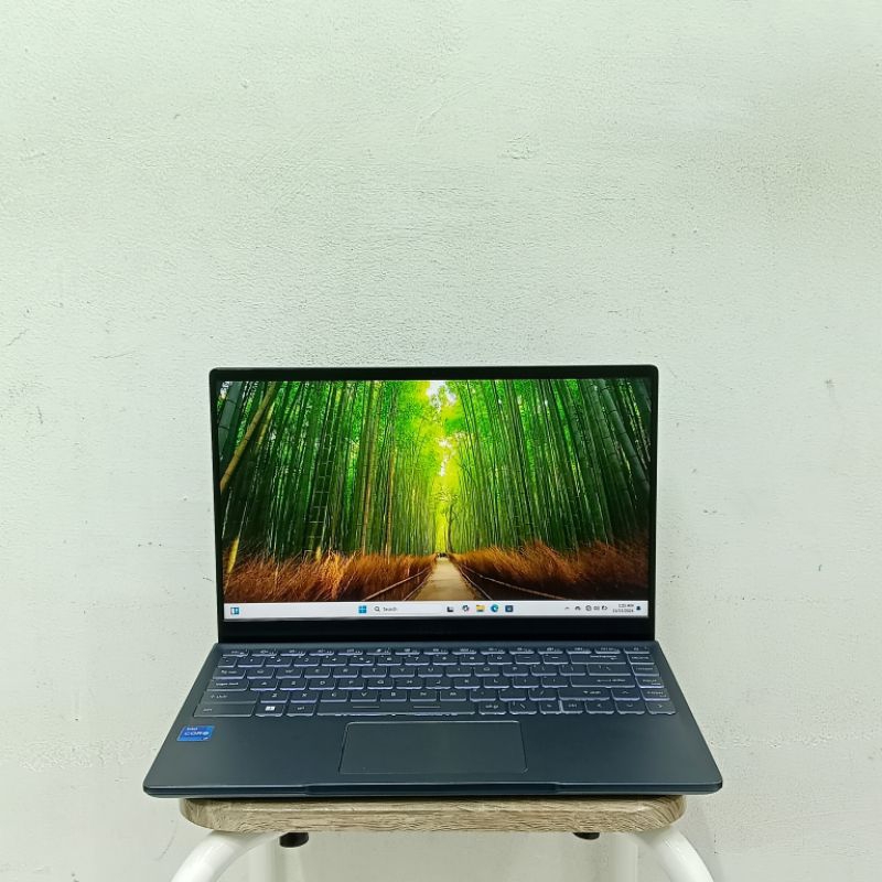 laptop msi modern 14 Intel core i7-1165G7 ram 8gb/SSD 512gb fhd IPS backlit