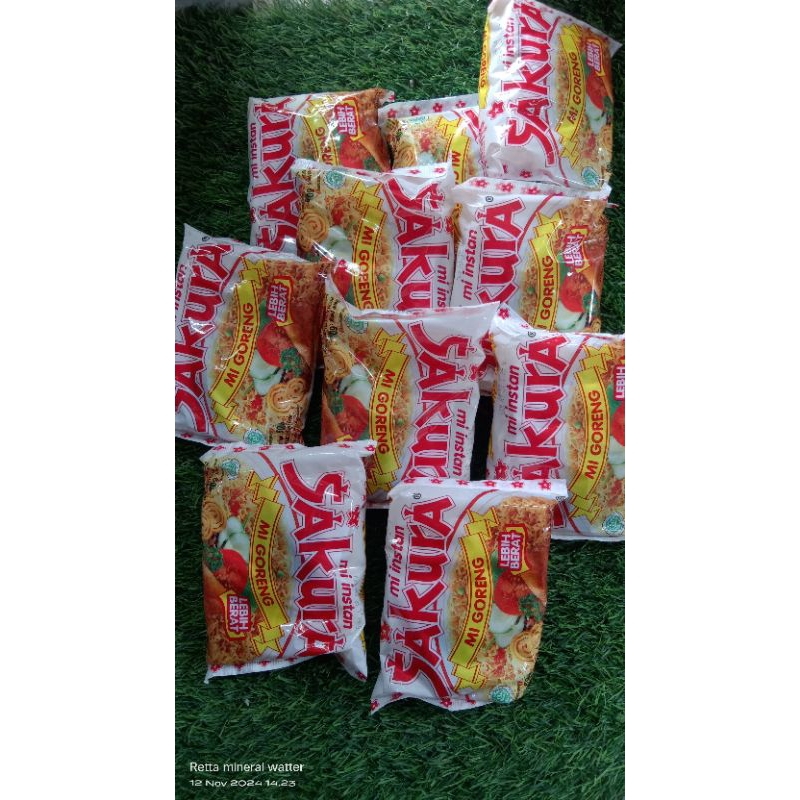 

MIE GORENG SAKURA 60g 5 PCS