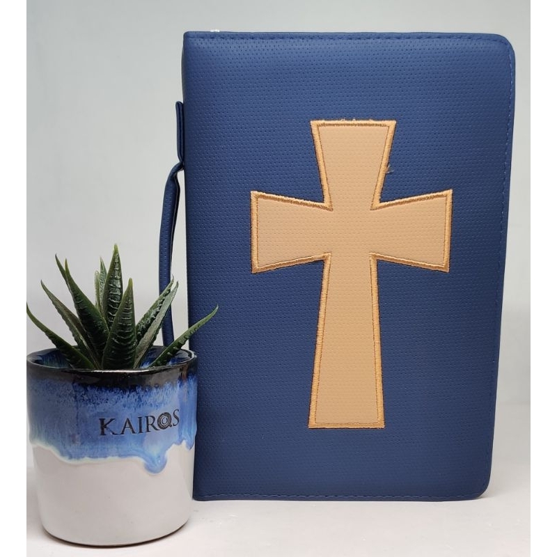 

SAMPUL ALKITAB MANULA MOTIF " SALIB