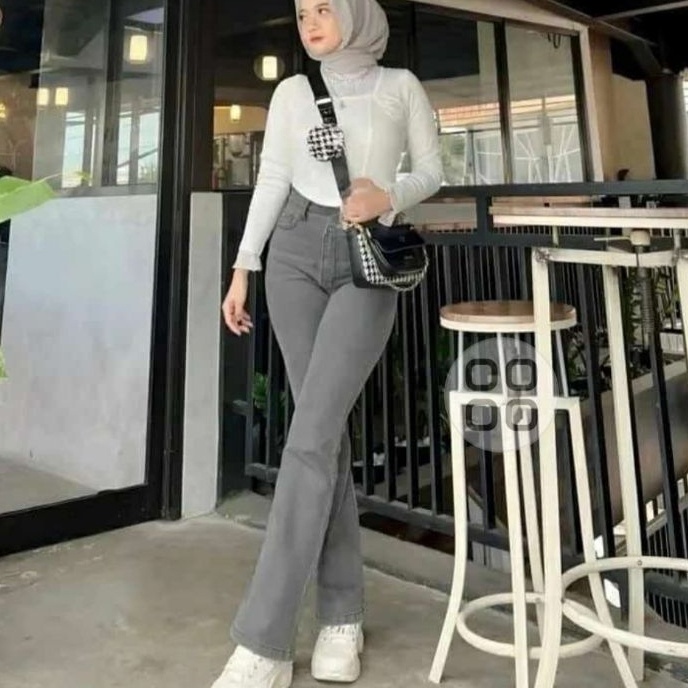 Hematku Celana Cutbray HW Klasik  Widie Jeans