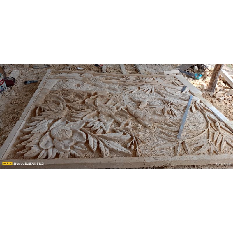 RELIEF HIASAN DINDING BATU UKIRAN BATU ALAM