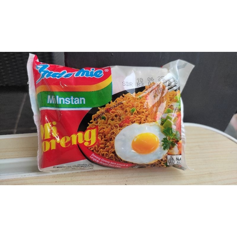 

mie instan Indomie goreng original