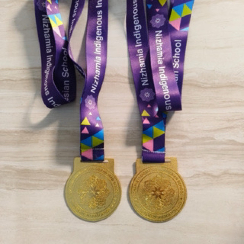 medali custom / medali wisuda / medali event / medali custom plus lanyard custom