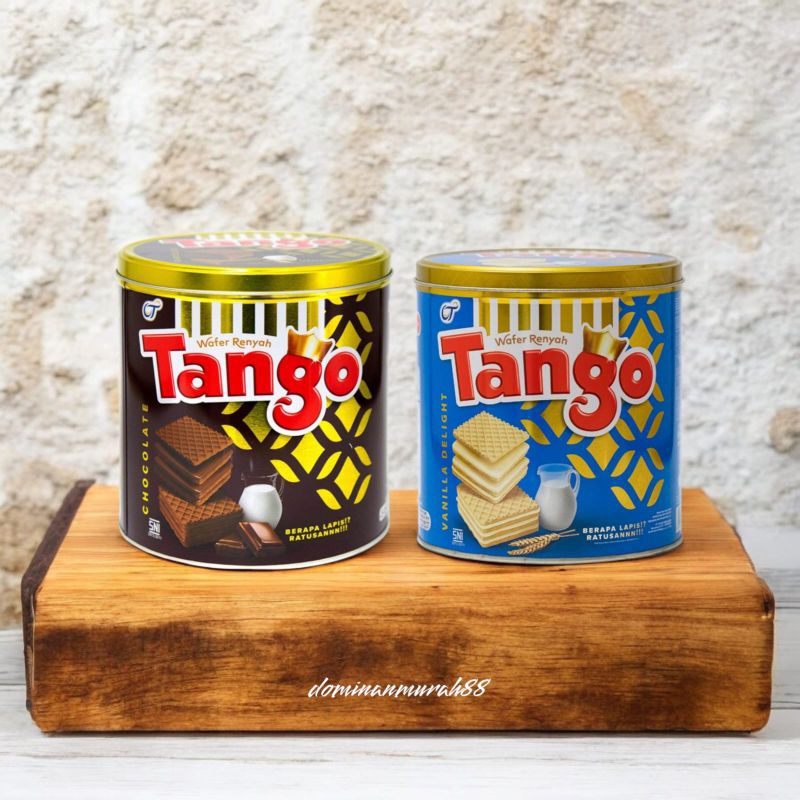 

TANGO WAFER KALENG 240 GRAM / KUE LEBARAN