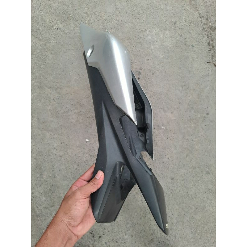 cover body bodypart belakang honda Cbr250r cbr250 cbr 250r original