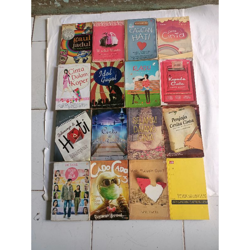 NOVEL GAUL JADUL, W UNTUK WANITA, CATATAN HATI, CERITA CINTA, CINTA DALAM KOPER, IDOL GAGAL, RAGU, K