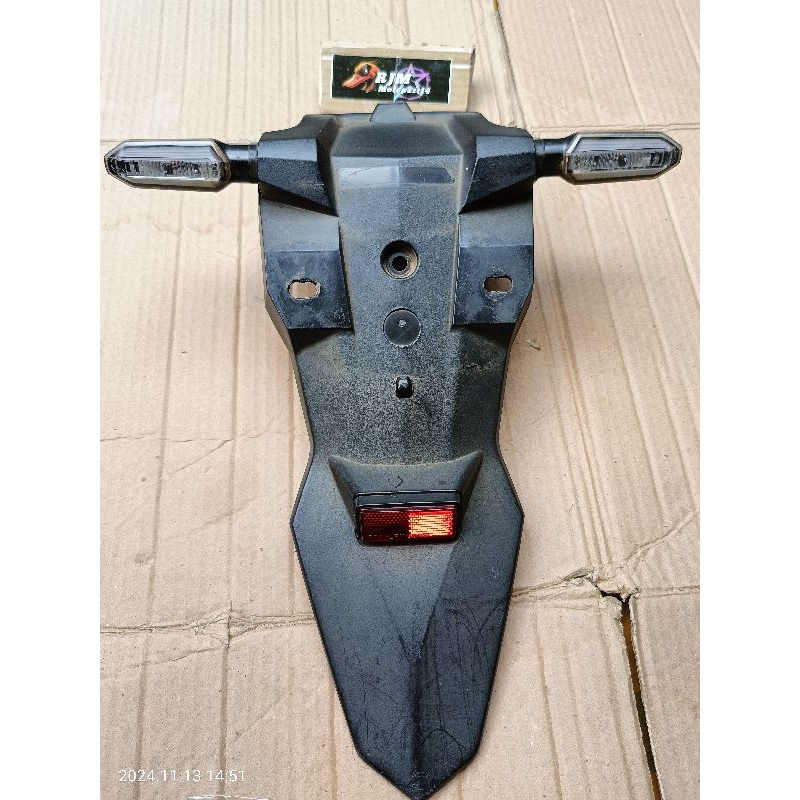 Spakbor belakang Cb 150 R led original copotan set lampu sein sen sepakbor slebor belakang