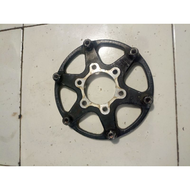 PLENDES/ADAPTOR PIRINGAN CAKRAM DEPAN TIREV