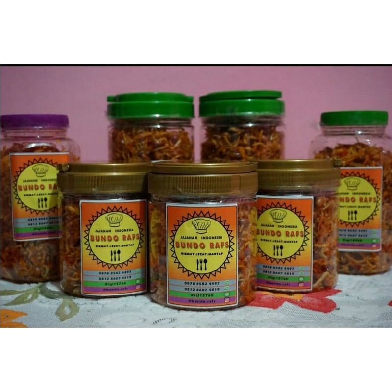 

Kentang Mustofa (isian kentang, teri, kacang)