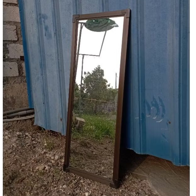kaca cermin bingkai aluminium