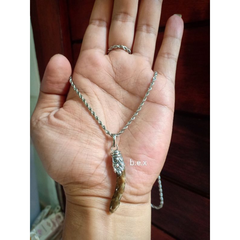 kalung titanium liontin uli gadang dragon