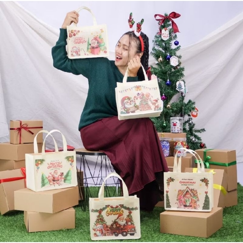 

TAS SPUNBOND KARAKTER NATAL / TAS SPUNBOND MERRY CHRISTMAS / TAS SPUNBOND NATAL